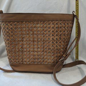 New Tommy Bahama Straw Barreled Bucket Bag
